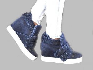 kožená a atestovaná obuv Dámské džínové kotníčkové boty s klínkem a bílou platformou 7310 Emani