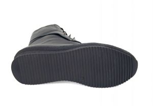 kožená a atestovaná obuv Zimní kotníkové boty "Sneakersy" Liva 1003-306