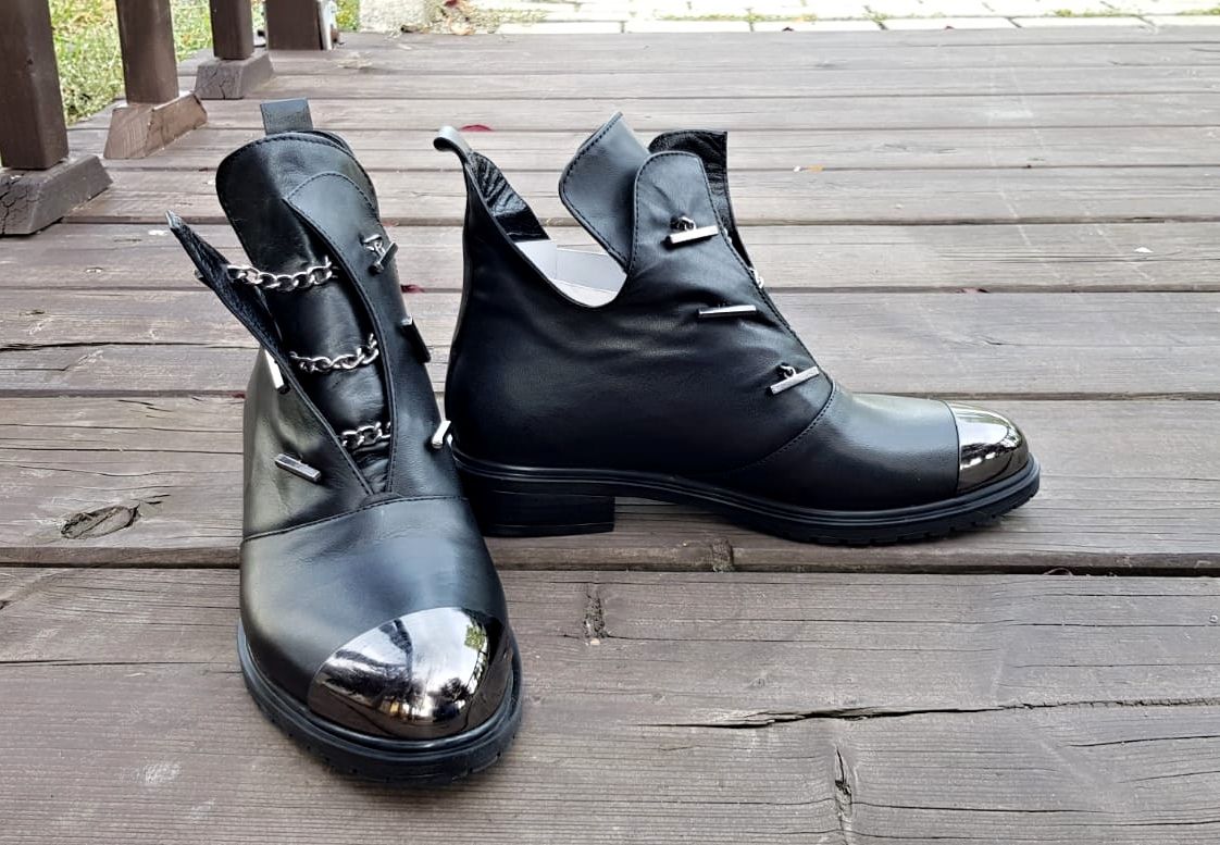 kožená a atestovaná obuv Luxusní kožené kotníčkové boty „Marcella“ 713