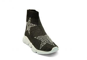 Kotníčkové boty z černo stříbřitého textilu 13 s bílou podrážkou | 36, 37, 39