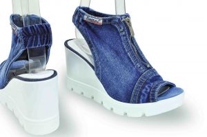 kožená a atestovaná obuv Originální kotníčkové „Jeans“ sandály 15.12.275 s bílou klínovou platformou Blue Lion