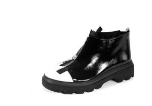 kožená a atestovaná obuv Černobílé kožené zateplené kotníčkové boty s hrubší podešví „Z-029“ Emani