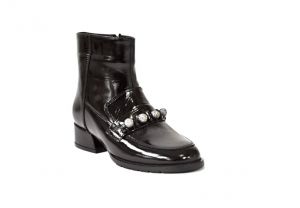 kožená a atestovaná obuv Lakované kožené kotníčkové boty „EAC“, 2744-X-19, černé By Can Shoes