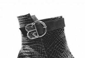 kožená a atestovaná obuv Luxusní kotníčkové kožené boty „2144“ zateplené, černé Marcella