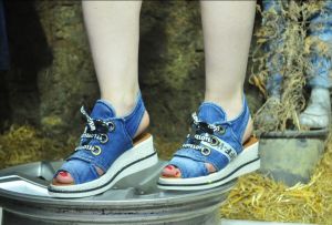 kožená a atestovaná obuv Model pro letošní léto Jeans kotníčkové sandály „STYL BLUEMOON“ 9434 Starbluemoon