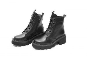 kožená a atestovaná obuv Trendy kožené kotníkové boty BAY-CAN „2168“ černé By Can Shoes