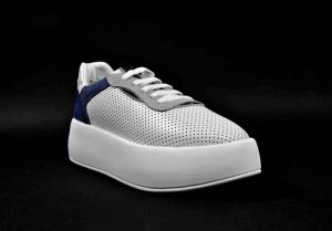 kožená a atestovaná obuv Originální kožené tenisky „Marcella“ 100220609, s vysokou platformou, bílo modro šedé