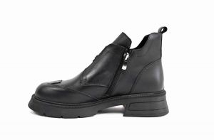 kožená a atestovaná obuv Originální černé kotníčkové boty „511-06“ Donna Style