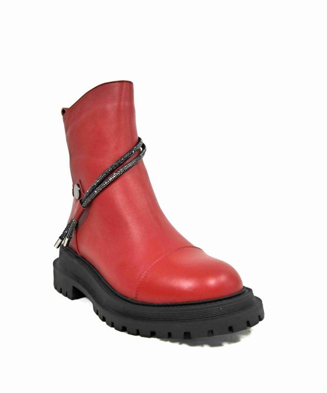 kožená a atestovaná obuv Dámské kožené originální kotníkové boty “2081“, červené bycan
