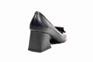 kožená a atestovaná obuv Kožené lodičky v módním trendu “BX-CAN“ 407, černé By Can