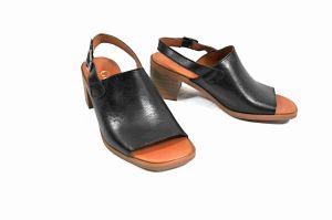 kožená a atestovaná obuv Letní černé sandály 9130 se hnědýmpodpatkem - 39 Crux