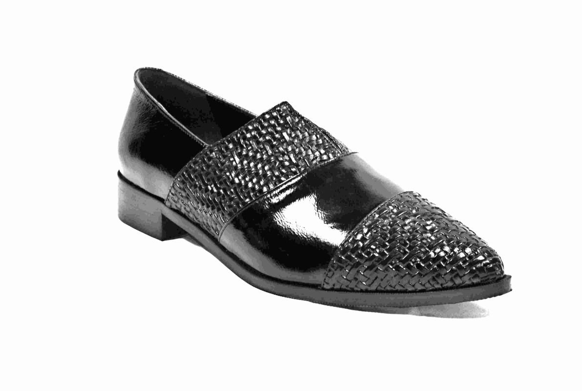 kožená a atestovaná obuv Luxusní dámské kožené lakované polobotky BY-CAN, 384-600 černé by can