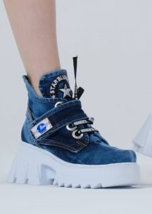 kožená a atestovaná obuv Originální kotníčkové „Jeans“ boty 2060 s výraznou platformou Star Bluemoon