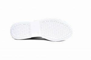kožená a atestovaná obuv Sportovní polobotky s perforací “Marcella“ 446 na světlé platformě: bílé
