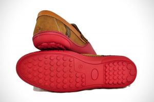 kožená a atestovaná obuv Panské kožené mokasíny 723 s trojbarevnou kombinací Paul Cruiz